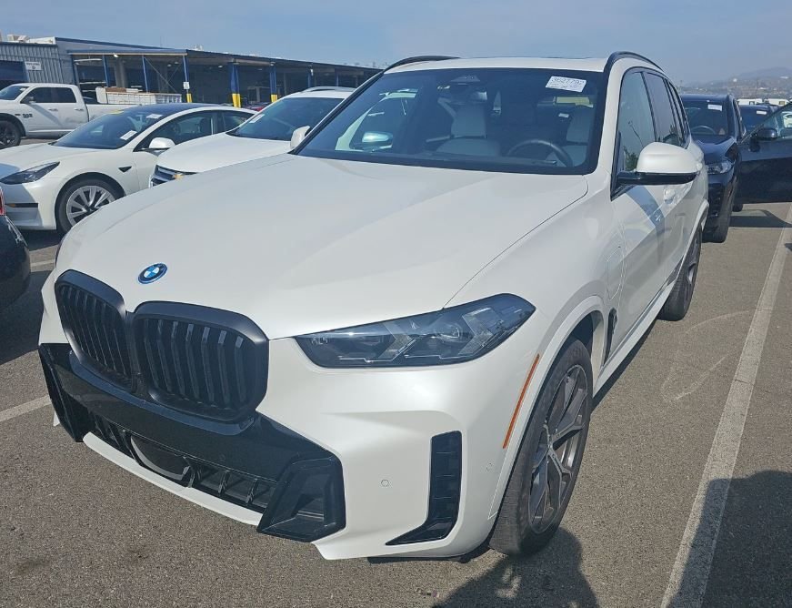 2024 BMW X5's photo