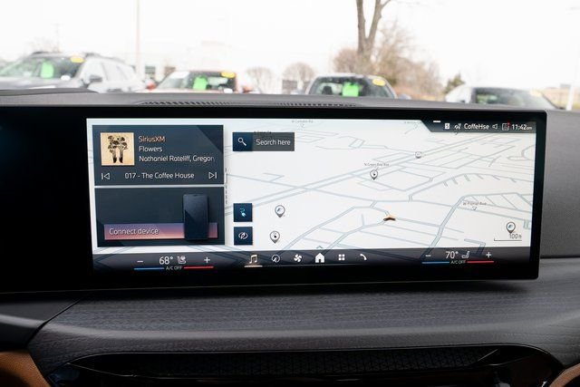 2025 BMW i4 40 - Photo 27