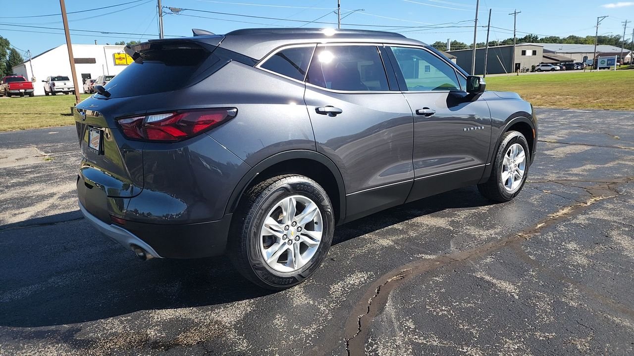 Used 2022 Gray Chevrolet LT image 8