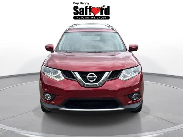 Used 2015 Red Nissan SL image 6