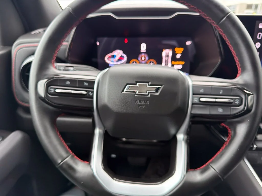 Used 2024 Summit White Chevrolet Z71 image 19