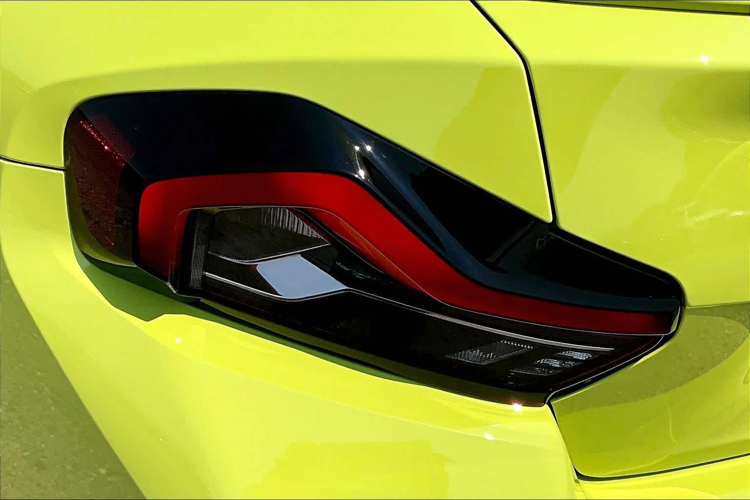 Used 2026 Sao Paulo Yellow BMW  image 37