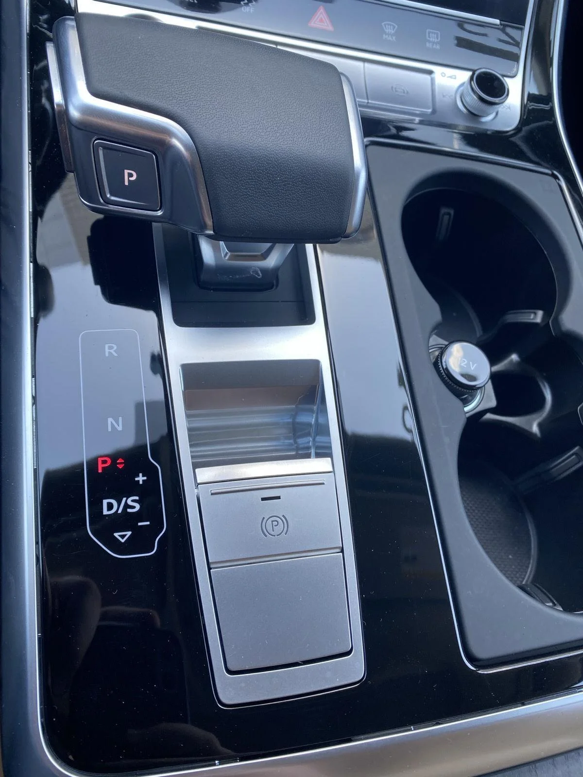 Certified Used 2025 Mythos Black Metallic Audi Premium Plus image 18