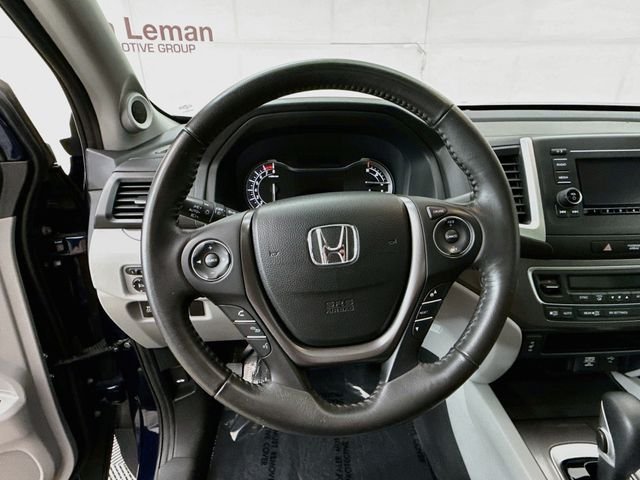 Used 2019 Blue Honda RTL image 11