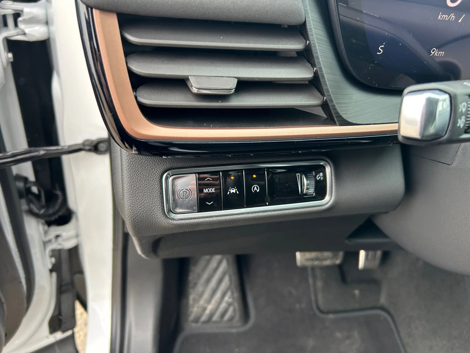 New 2026 Summit White Buick Sport Touring AWD image 16