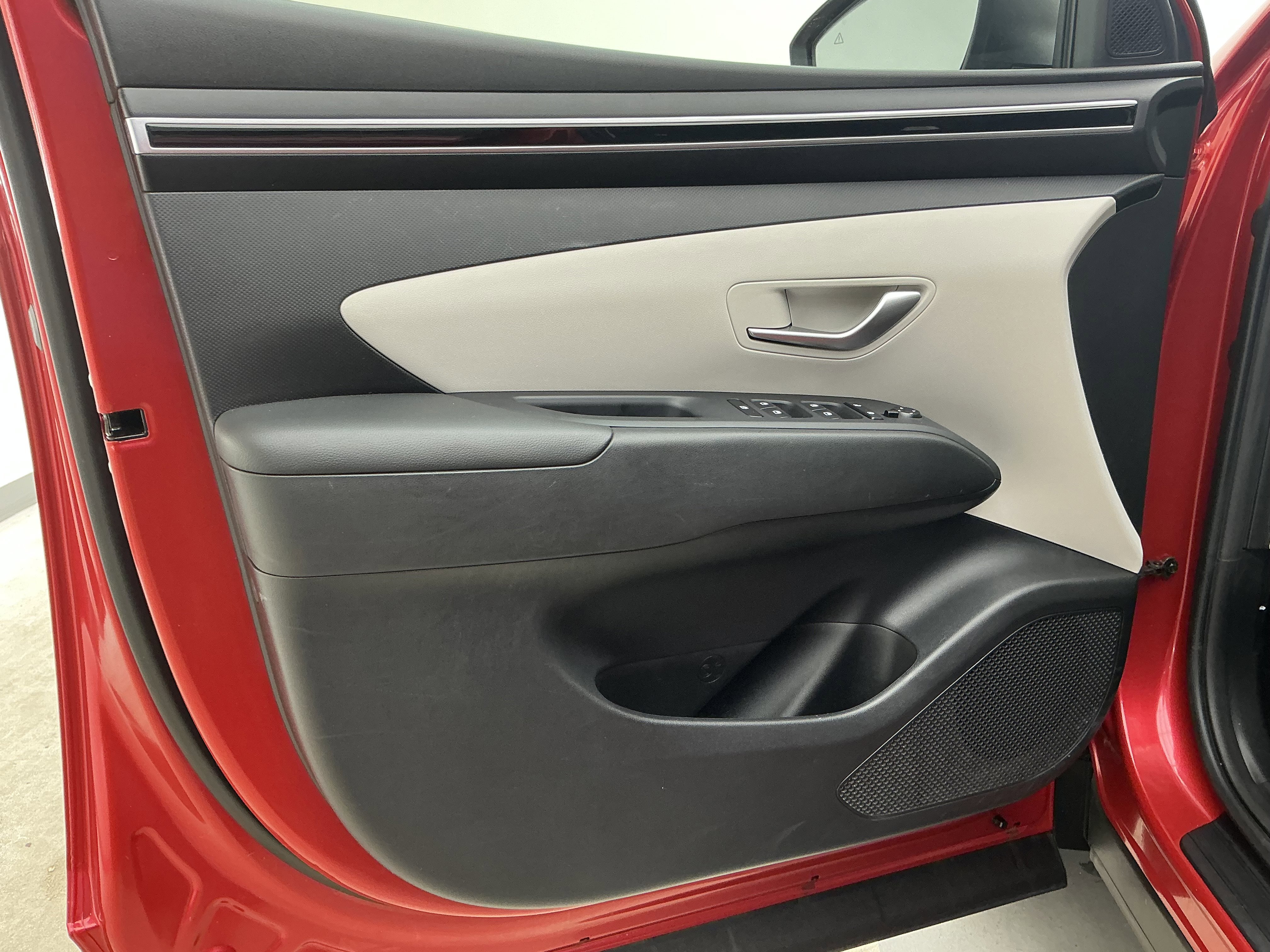 2023 Hyundai Tucson SE - Photo 15