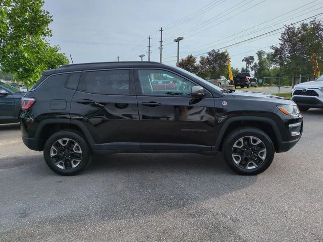 Used 2018 Black Jeep Trailhawk image 4