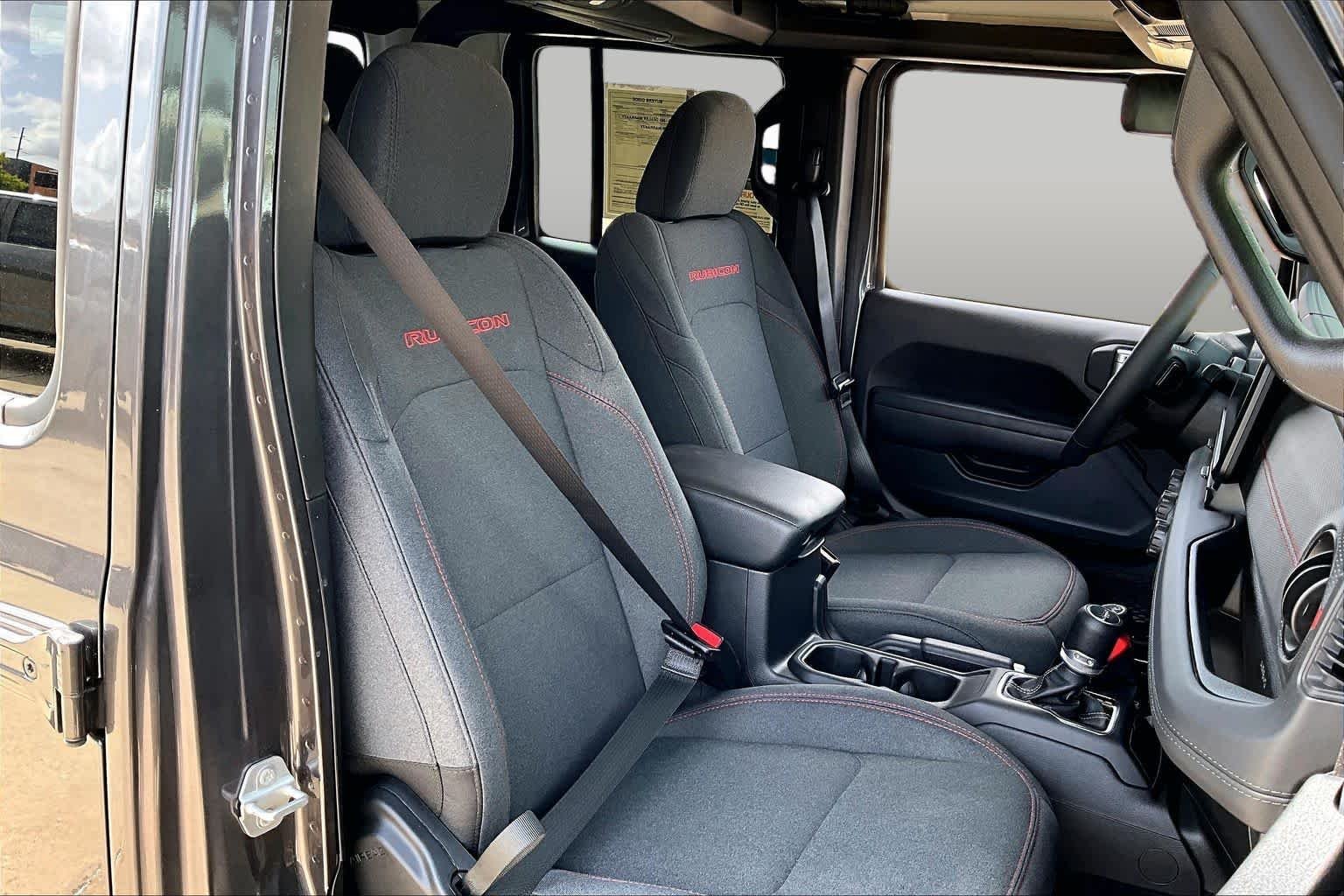 Pre-Owned 2025 Jeep Gladiator Rubicon