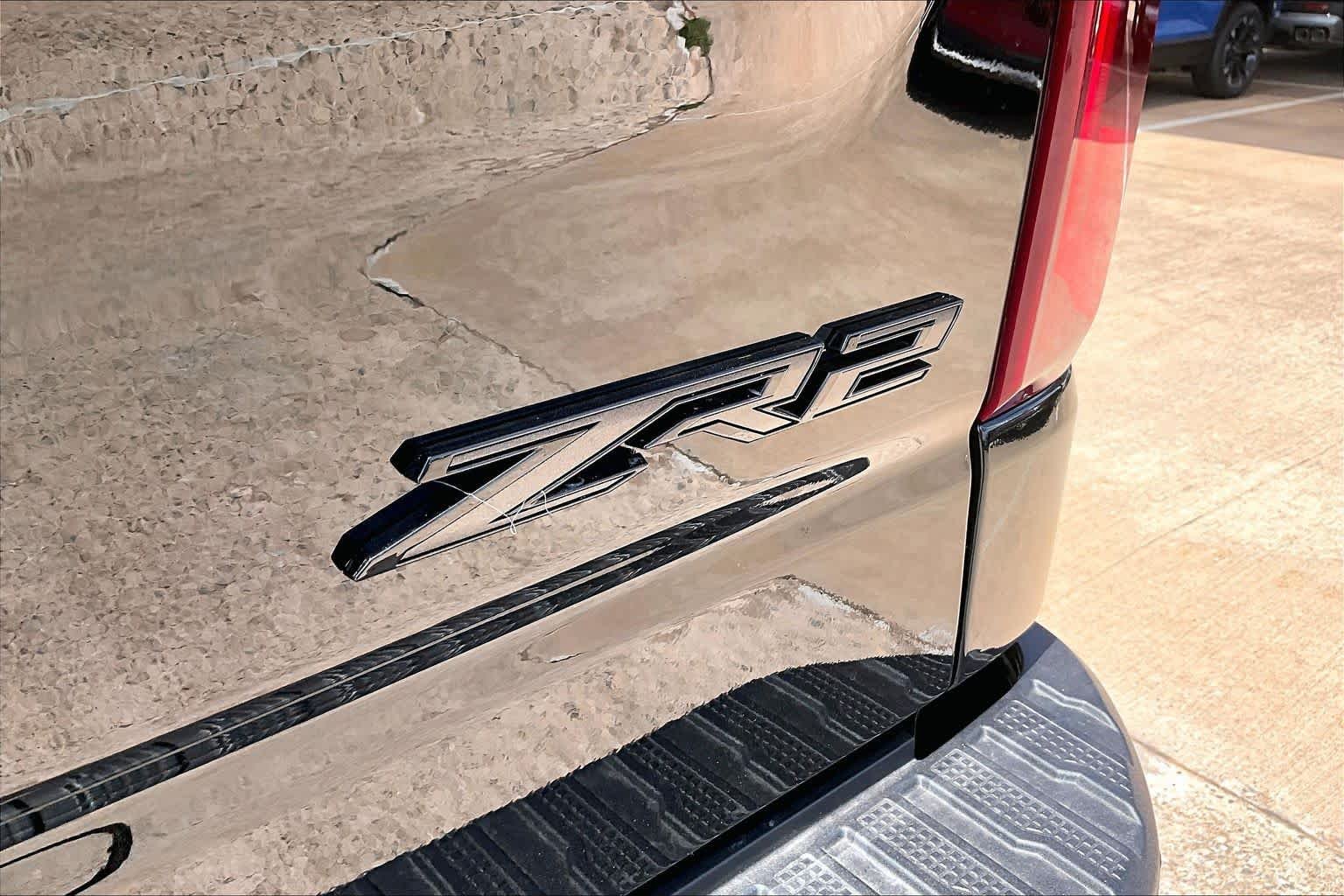 2026 Chevrolet Silverado 1500 ZR2 - Photo 15