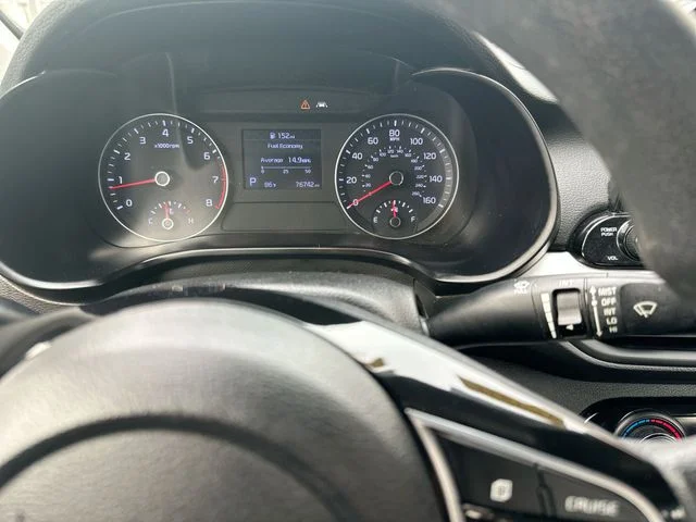 Used 2019 Red Kia LXS image 12