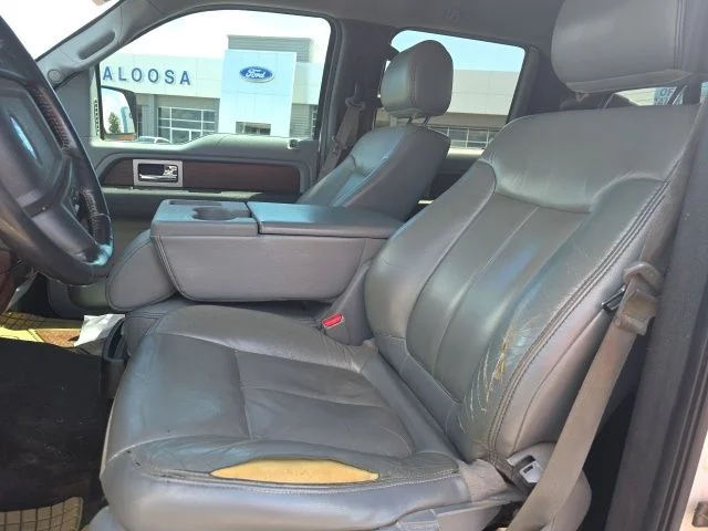 Used 2013 White Platinum Clearcoat Metallic Ford Lariat image 9