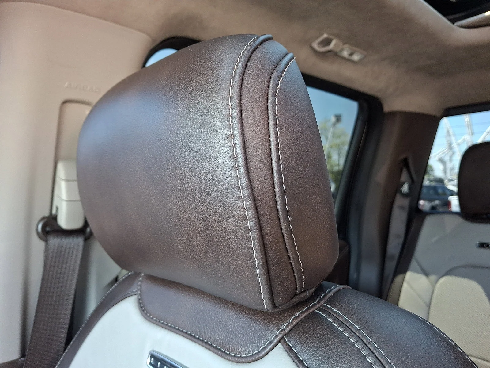 Used 2019 Agate Black Metallic   Um Ford Limited image 17