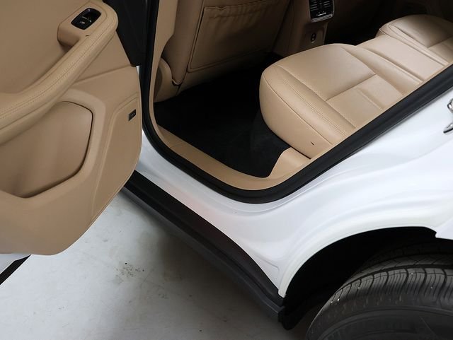 Used 2022 White Porsche S image 30