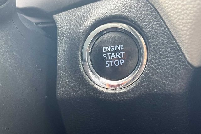 Used 2021 White Toyota XLE image 30