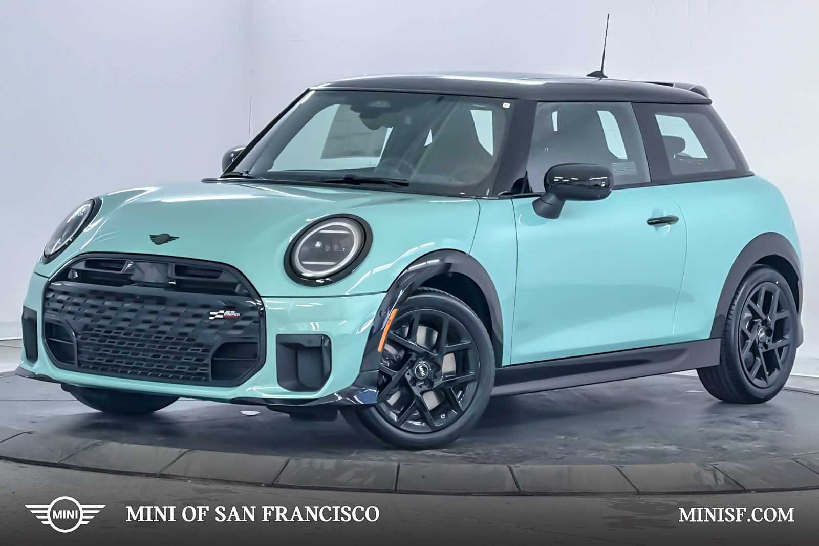 2026 MINI Hardtop Cooper S's photo