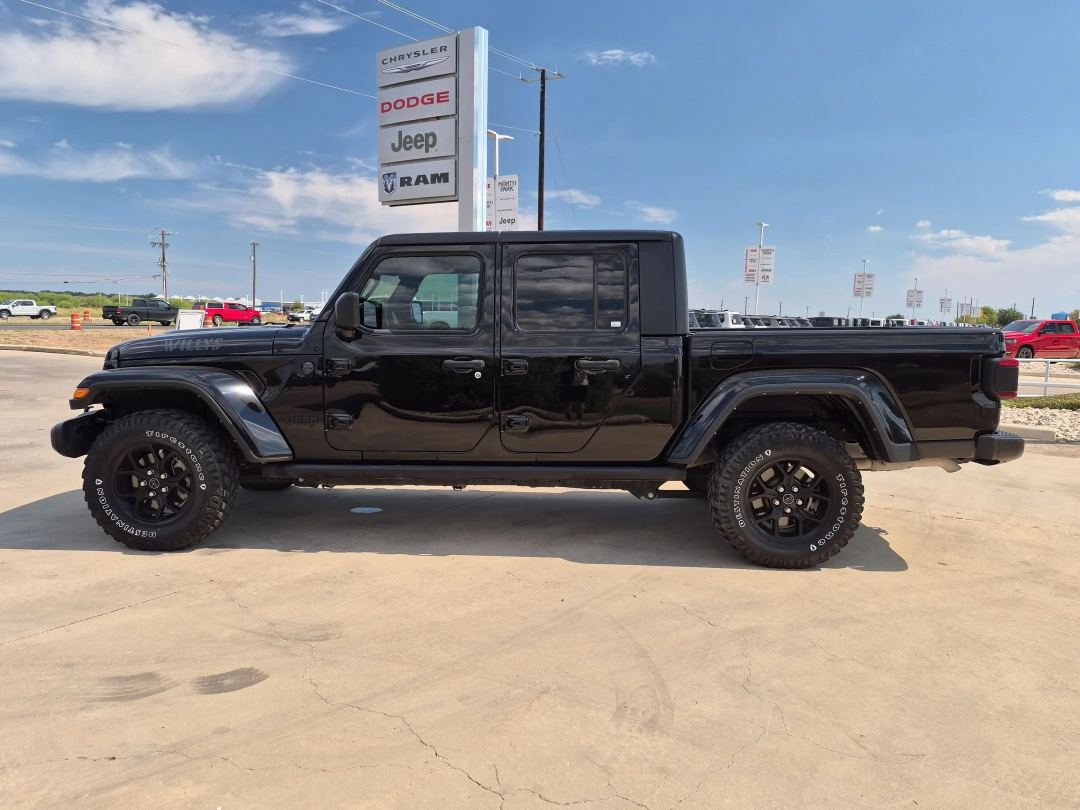 Used 2024 Black Jeep Willys image 6