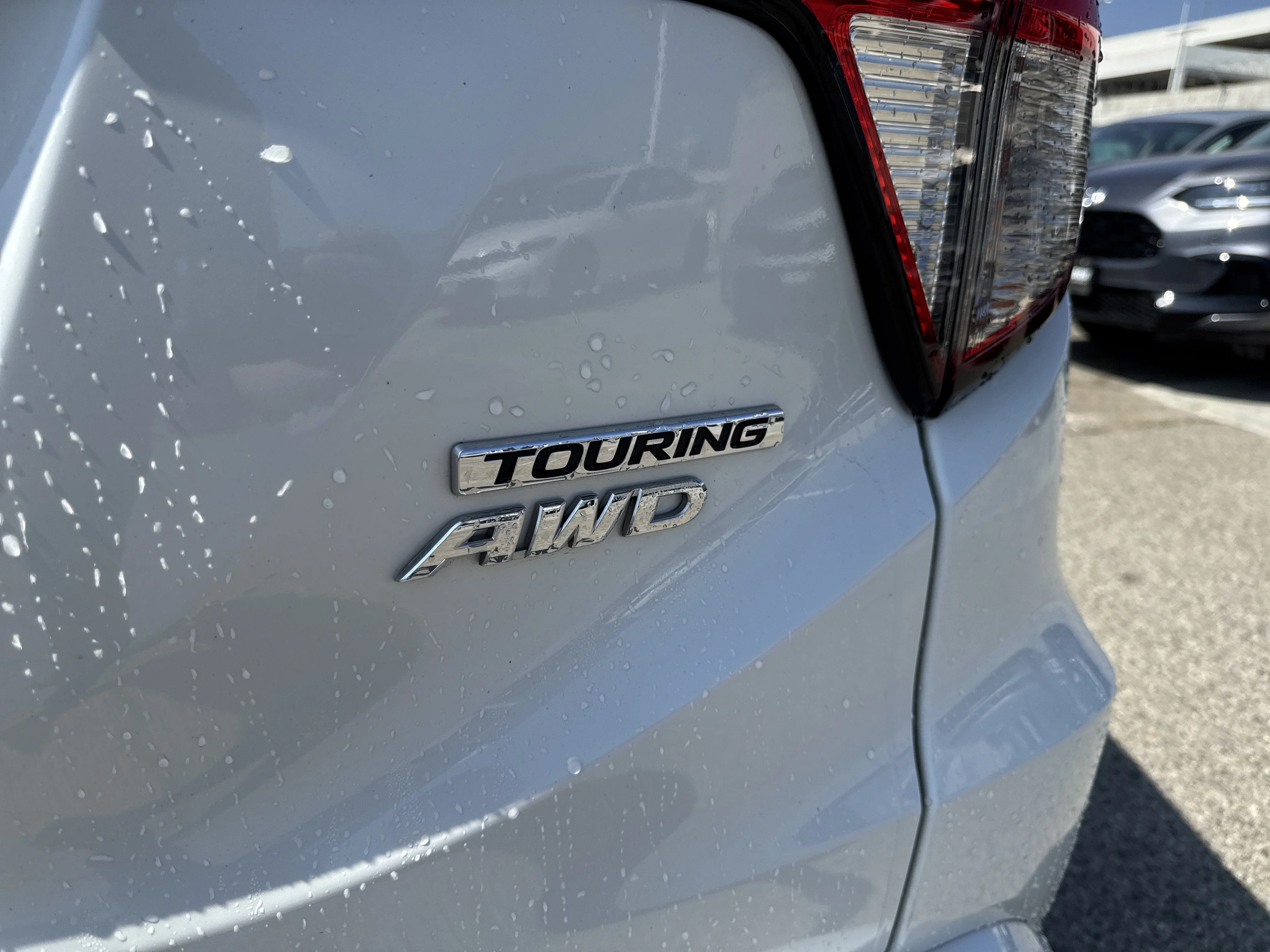Used 2019 Platinum White Pearl Honda Touring image 5