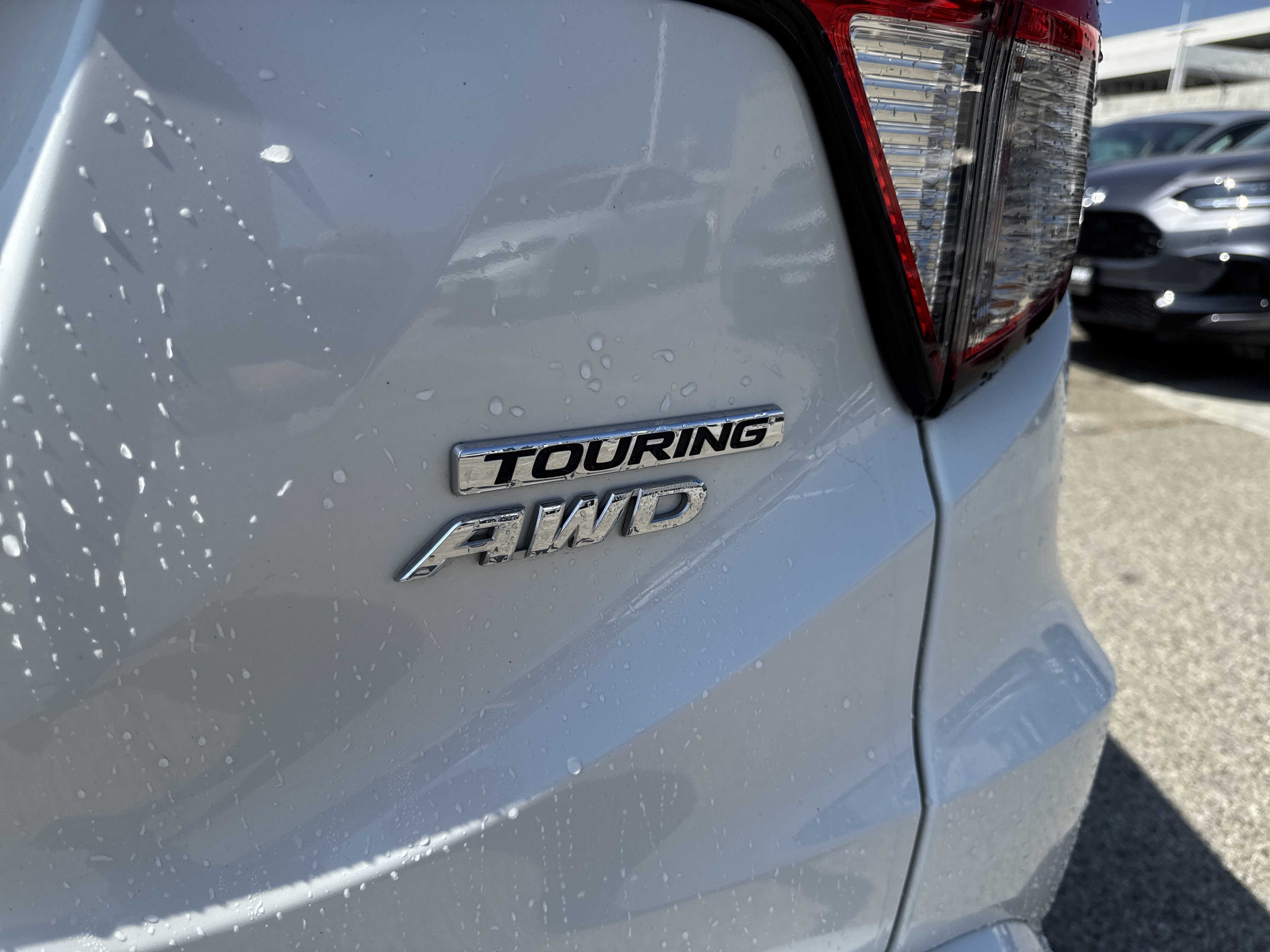Used 2019 Platinum White Pearl Honda Touring image 5