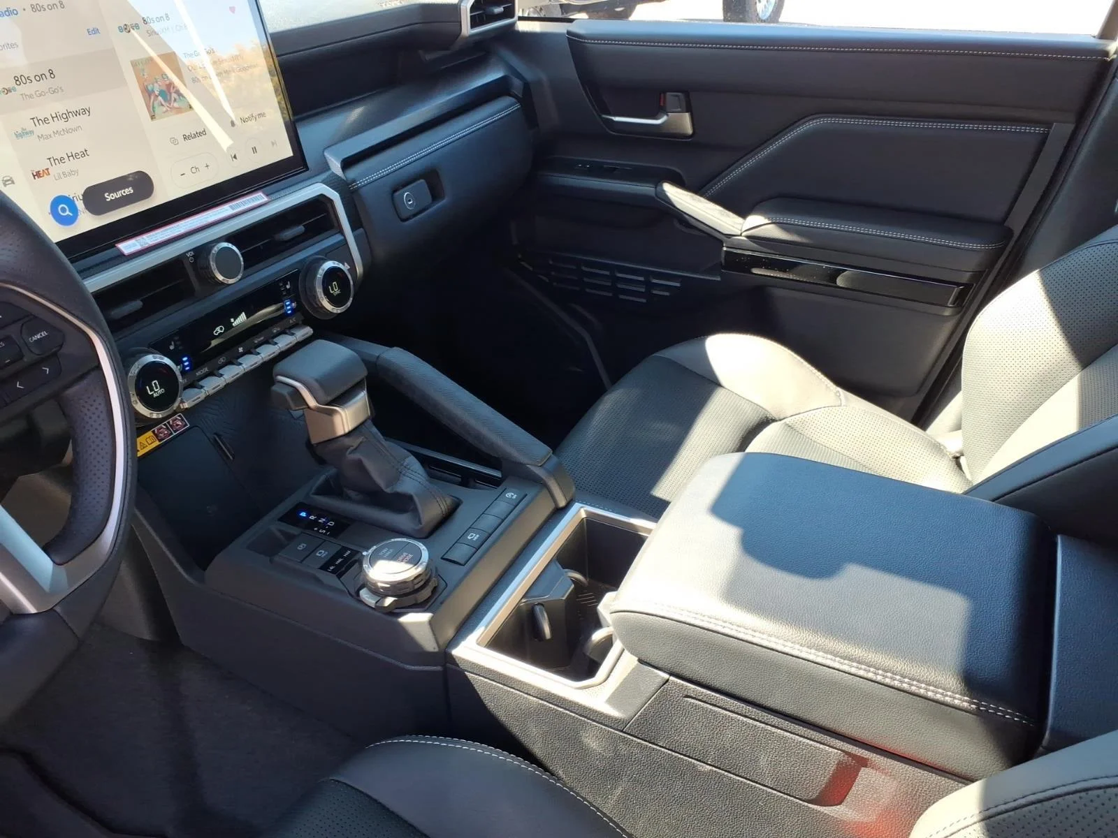 Used 2026 Wind Chill Pearl Toyota Limited image 23