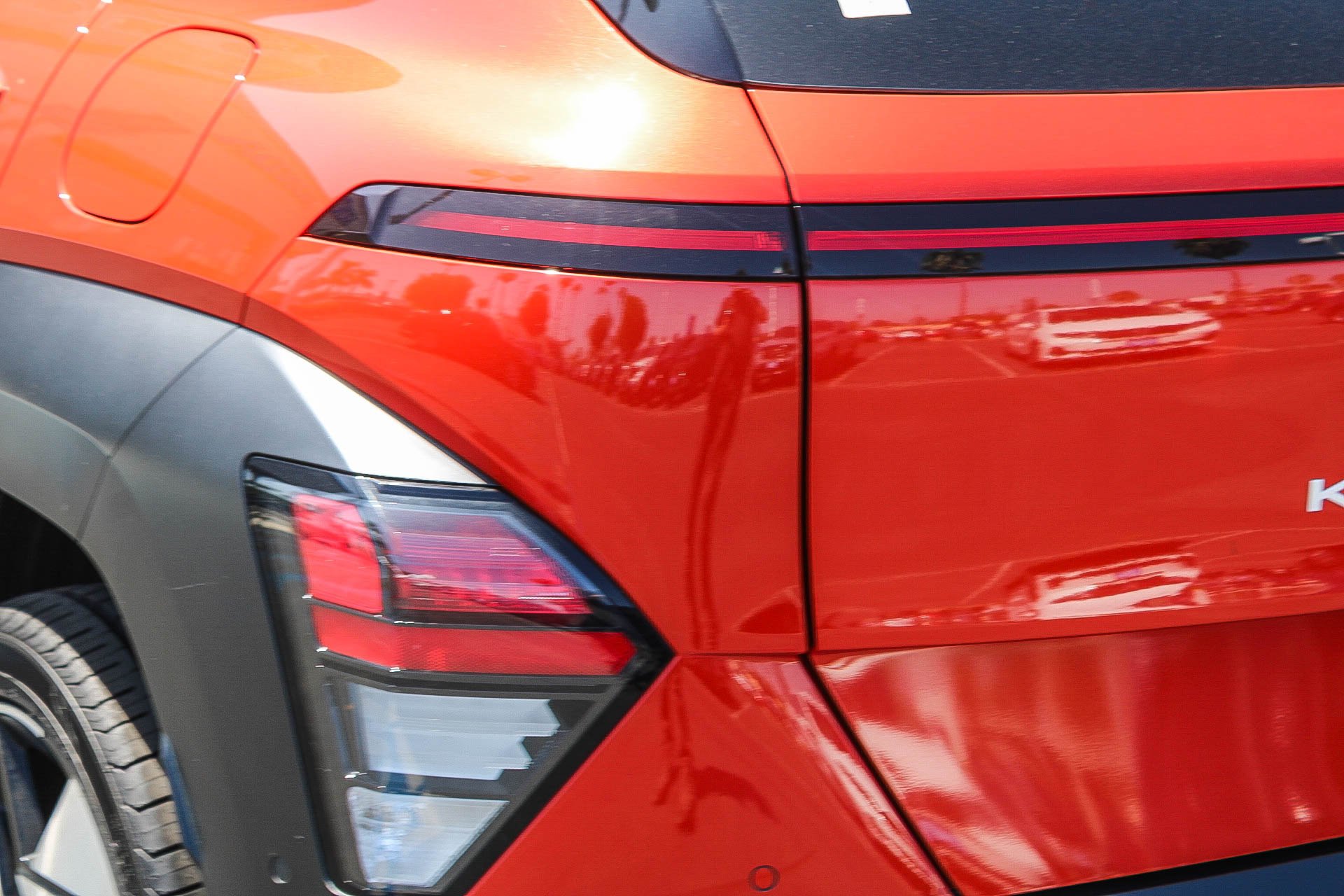 2024 Hyundai Kona Limited - Photo 9