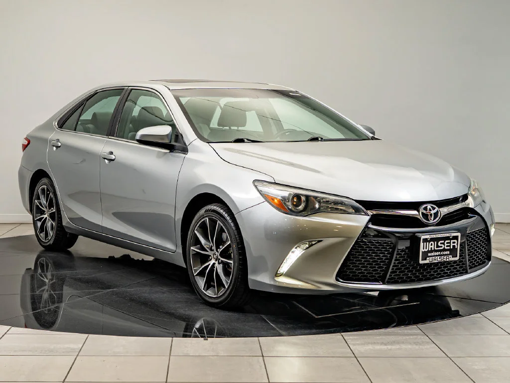 Used 2016 Celestial Silver Metallic Toyota XSE image 12