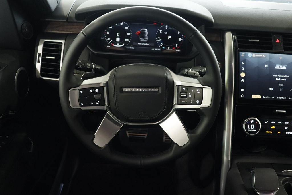 New 2026 Fuji White Land Rover Dynamic SE image 16