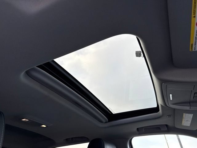 Used 2019 Summit White GMC Denali image 12
