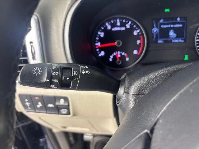 Used 2019 Blue Kia EX image 10