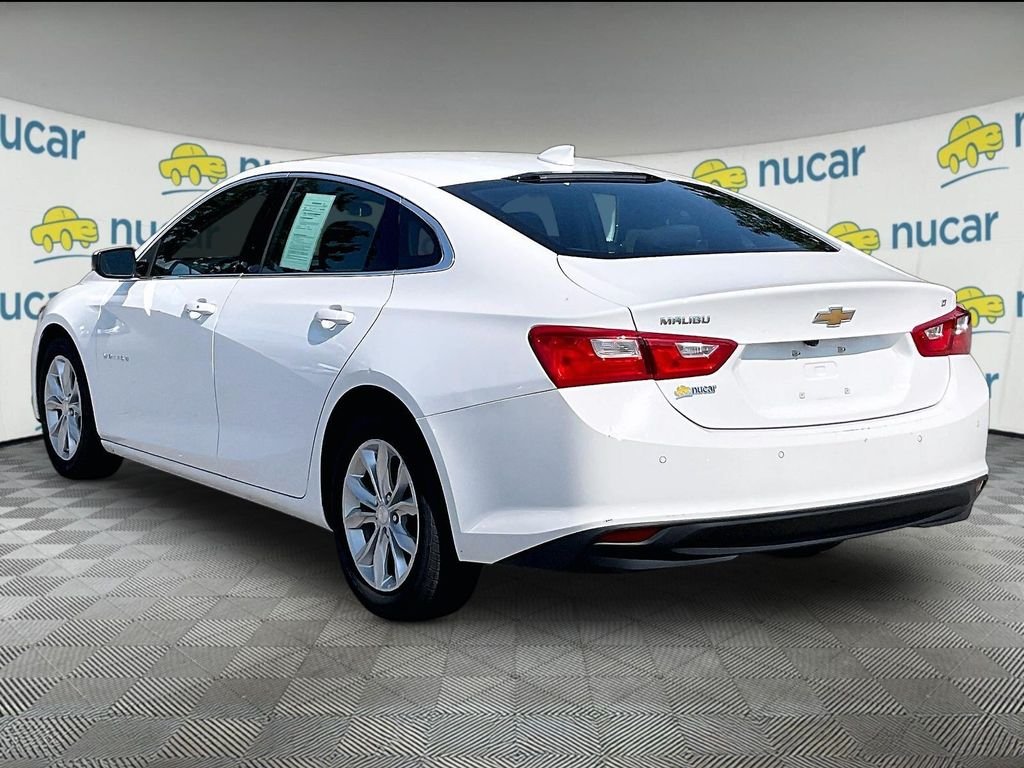 Used 2024 Summit White Chevrolet LT image 4