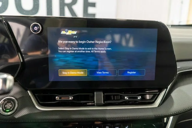 2027 Chevrolet Equinox LT - Photo 22
