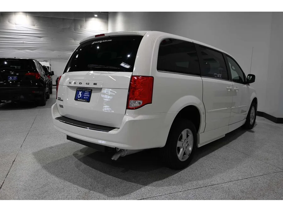 Used 2012 WHITE Dodge Crew Mobility Handicap Van image 6