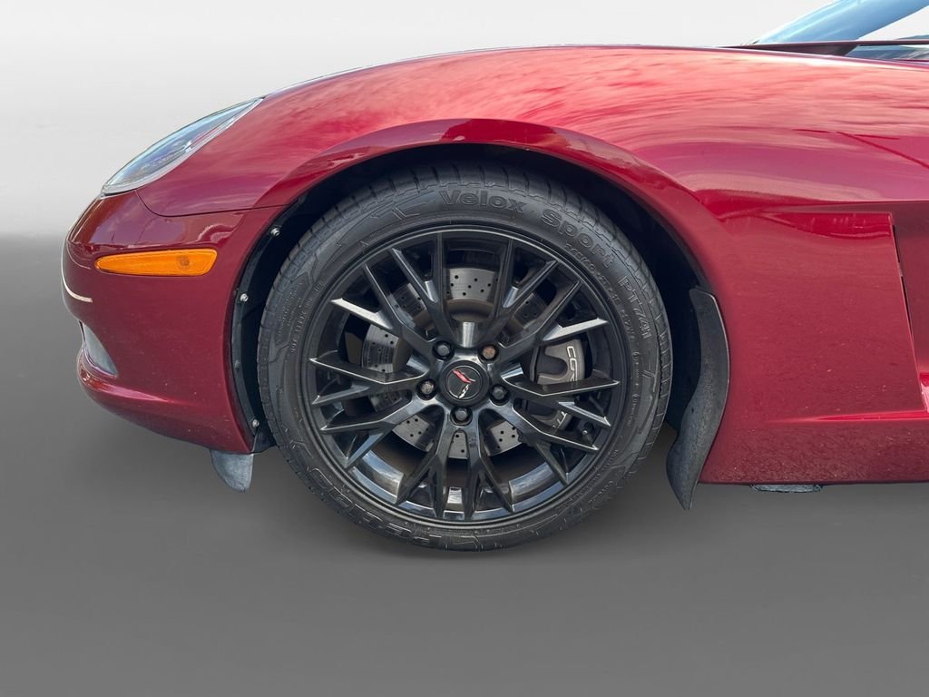 Used 2006 Red Chevrolet Base image 14