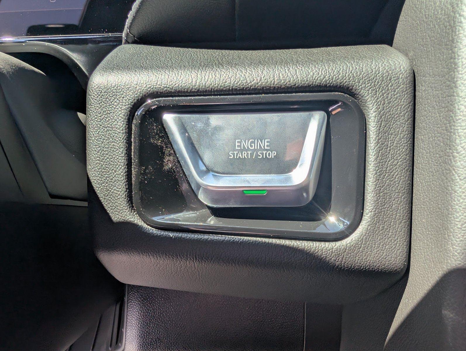 2026 GMC Yukon Denali - Photo 23