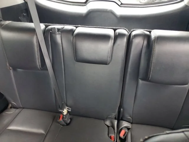 Used 2017 Predawn Gray Mi Toyota XLE image 25