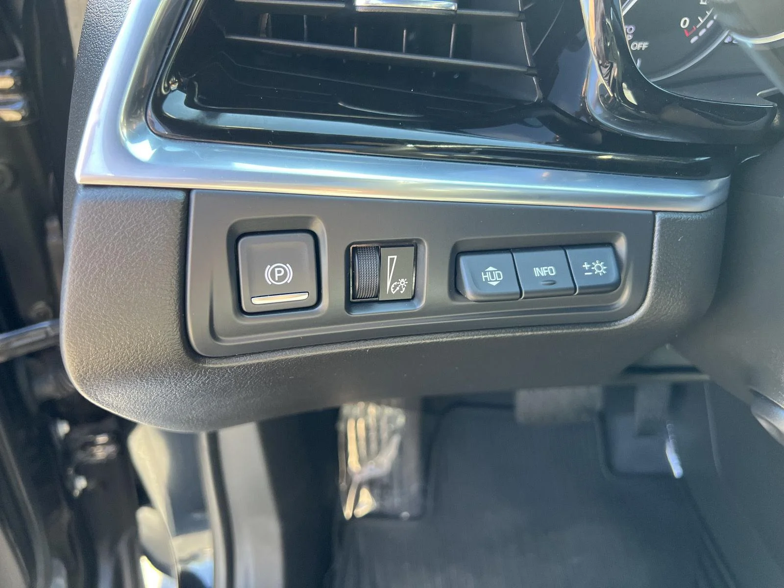 2024 Cadillac XT6 Premium Luxury - Photo 23