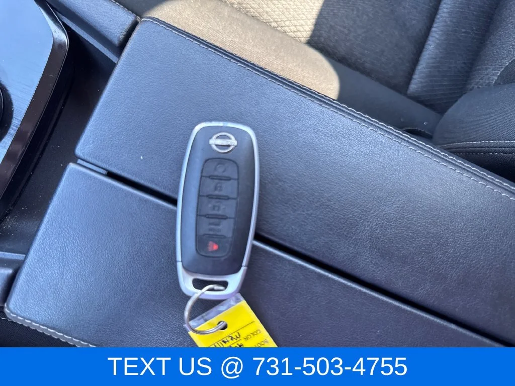 Used 2025 Gray Nissan SV image 30