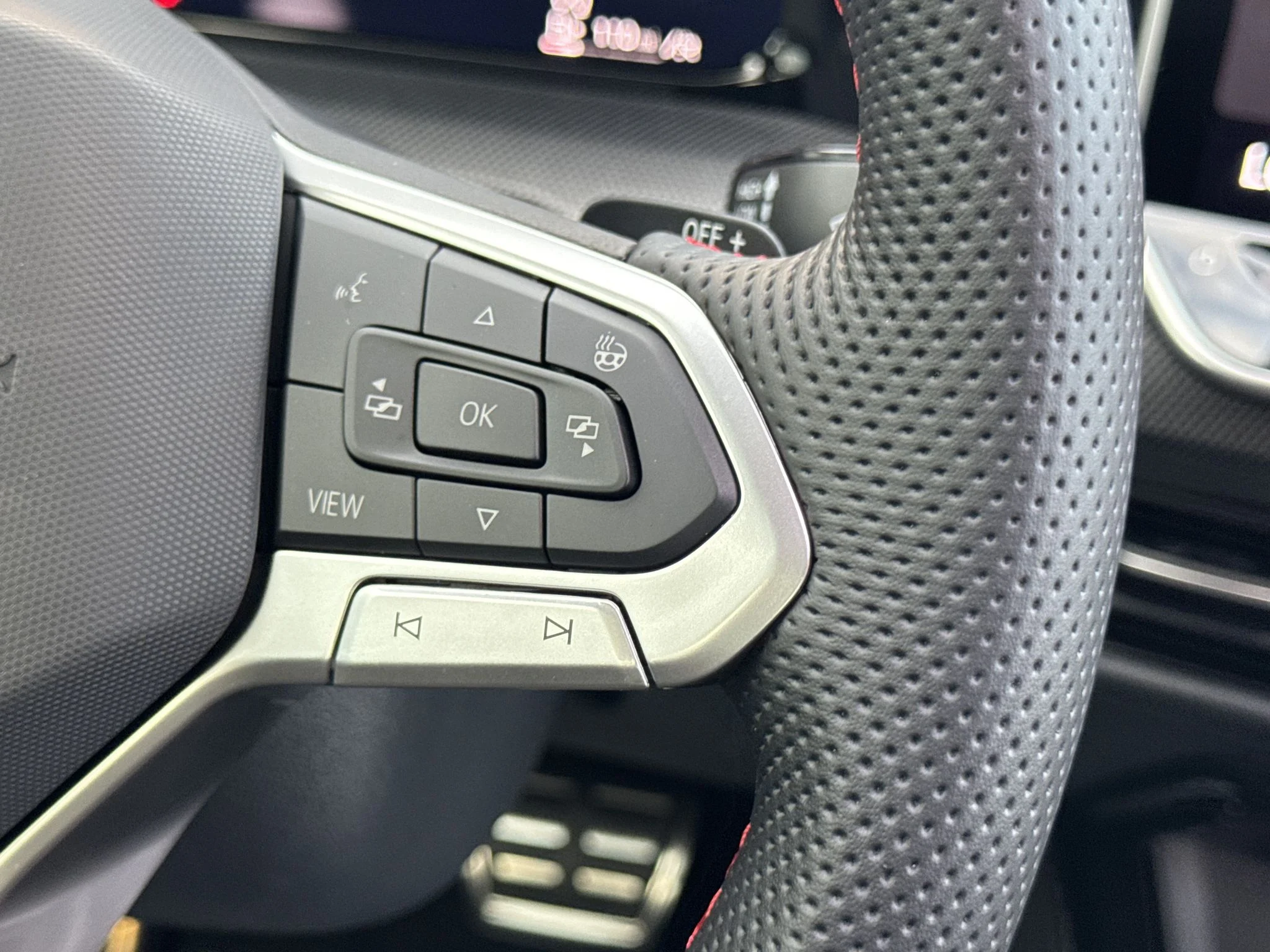 New 2026 Moonstone Gray Volkswagen SE image 20