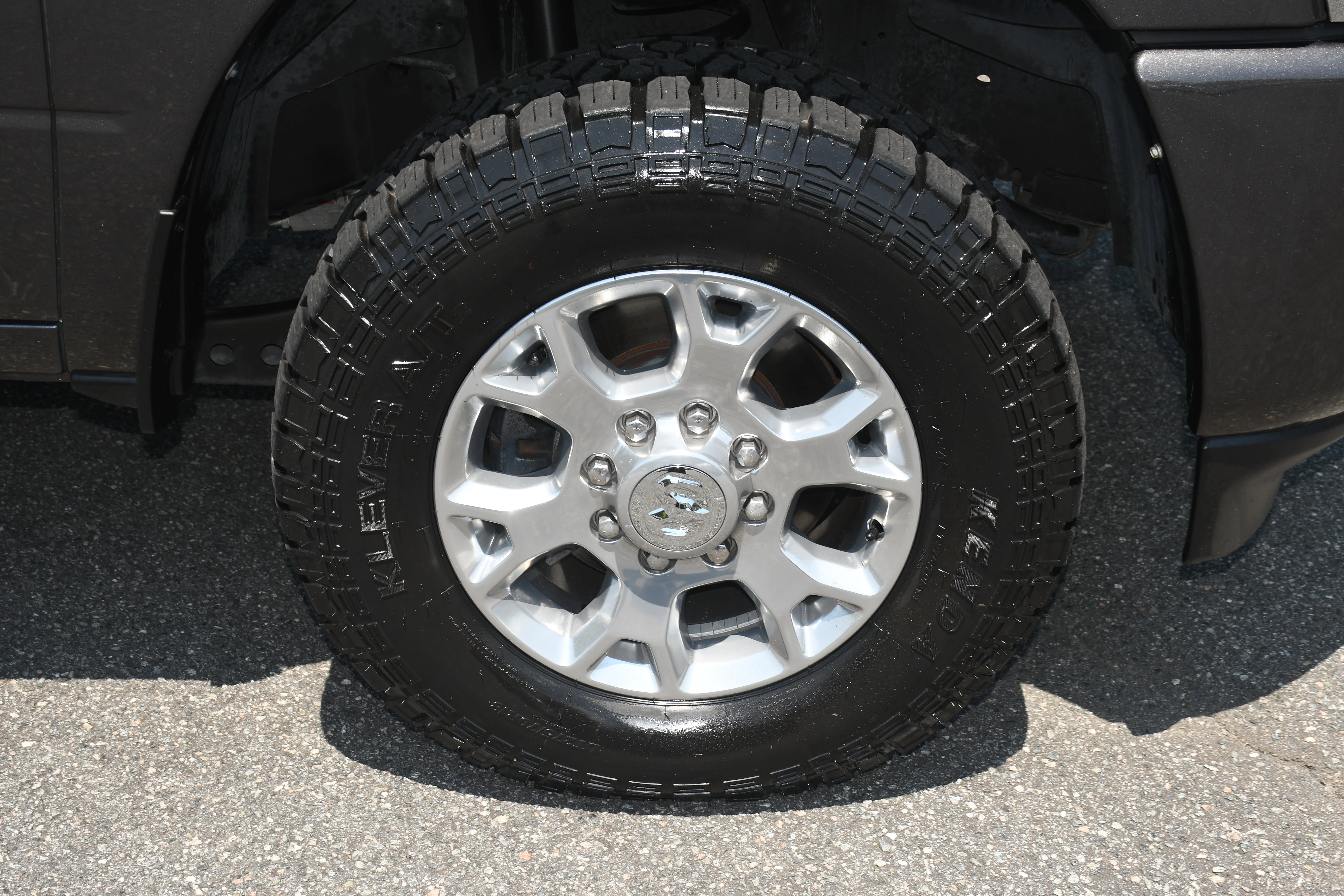 2024 RAM Ram 3500 Pickup Laramie - Photo 22