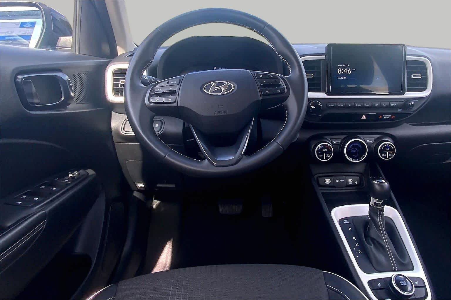 Used 2025 Black Roof Hyundai Limited image 6