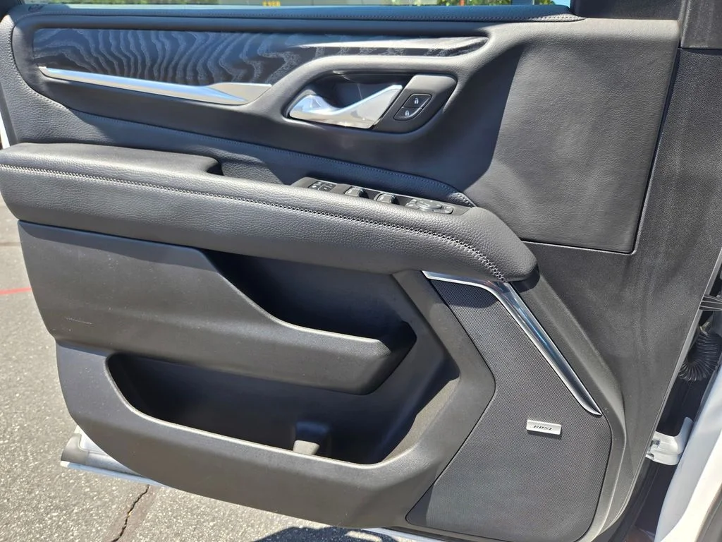 Used 2023 Summit White GMC Denali image 18