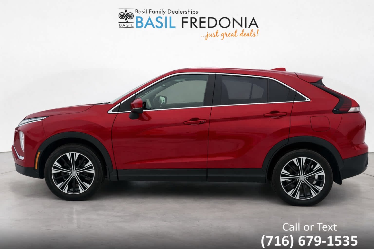 Used 2022 Mitsubishi Eclipse Cross SE with VIN JA4ATWAA8NZ048039 for sale in Fredonia, NY