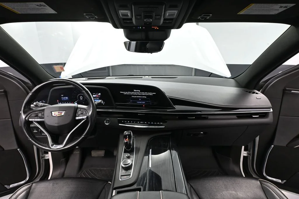 Used 2021 White Cadillac Sport image 29