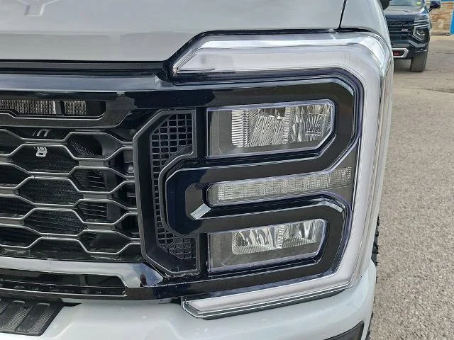 New 2026 Avalanche Ford F-250® Lariat® image 82