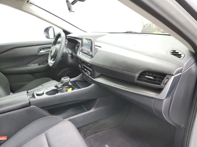 Used 2024 Silver Nissan SV image 33