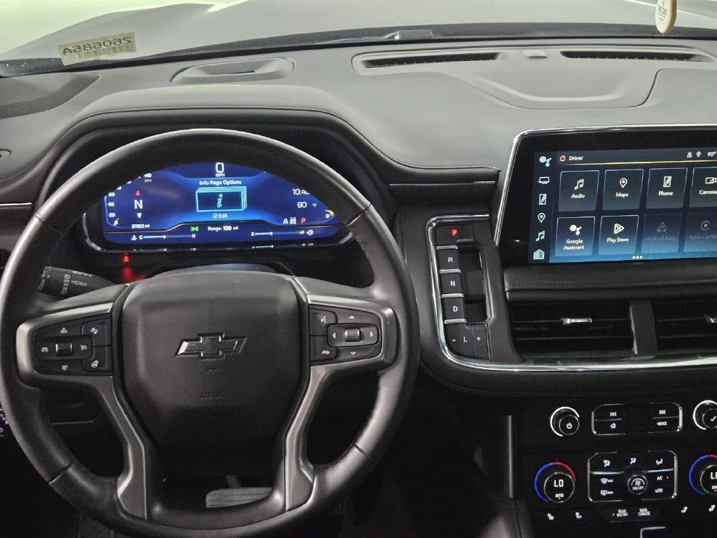 Used 2024 Black Chevrolet Z71 image 12