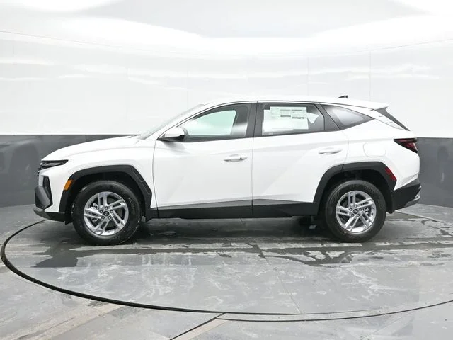 New 2026 White Hyundai SE image 4
