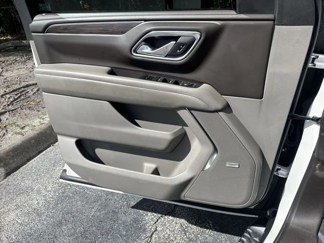 Used 2022 Beige Chevrolet Z71 image 29
