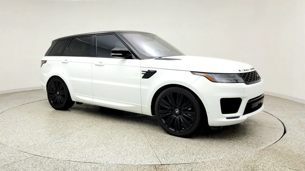 Used 2019 Fuji White Land Rover V8 Supercharged Dynamic w/ Drive Pro Pack & Meridian Audio image 3