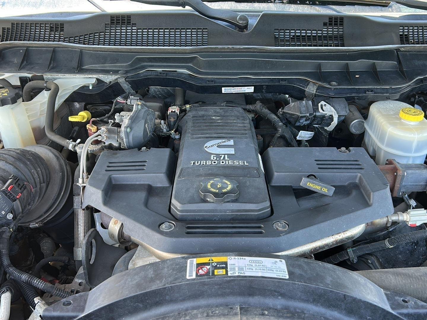 Used 2015 Bright White Clearcoat Ram Laramie image 23