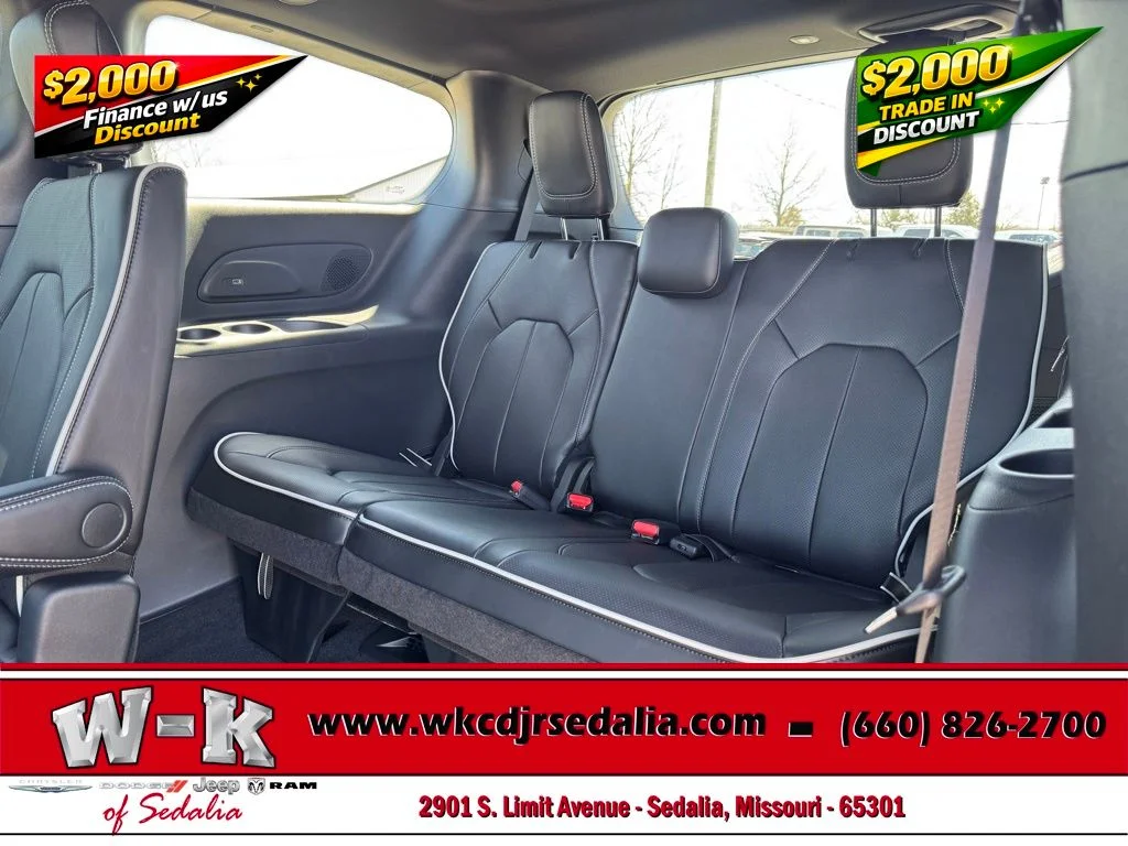 2026 Chrysler Pacifica Limited - Photo 34